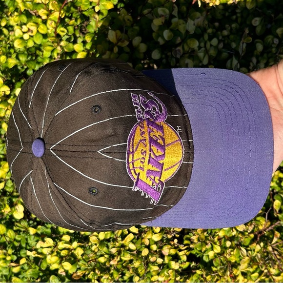 Vintage 90s LA Lakers 🏀 Pinstripe Starter snapback hat baseball cap Los Angeles - Picture 11 of 16